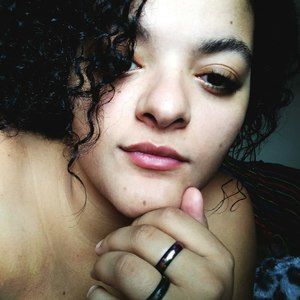 Meet your Posher, Ayanna